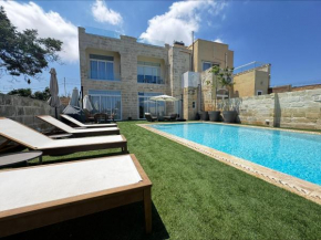 Villa Blanca - Luxury Villa